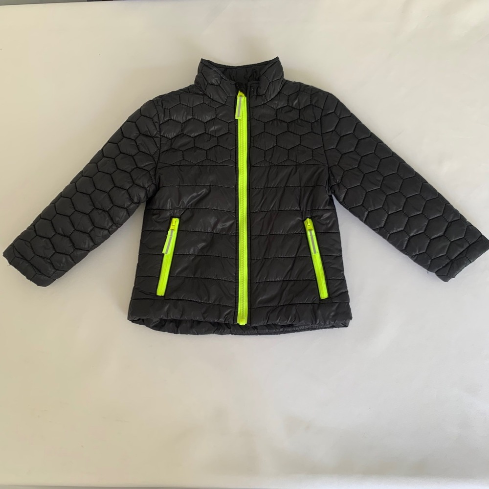 Cat&Jack Puffer Jacket Kids 2T Black Neon Yellow Hex Quilt Fleece Lined Gorpcore